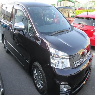Toyota Voxy 2013 2000 Image